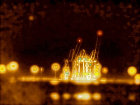 Seen from afar when an arm of the nearby nebula passed before it, Saphachza looks like the treasure of the galaxy — as indeed it is.